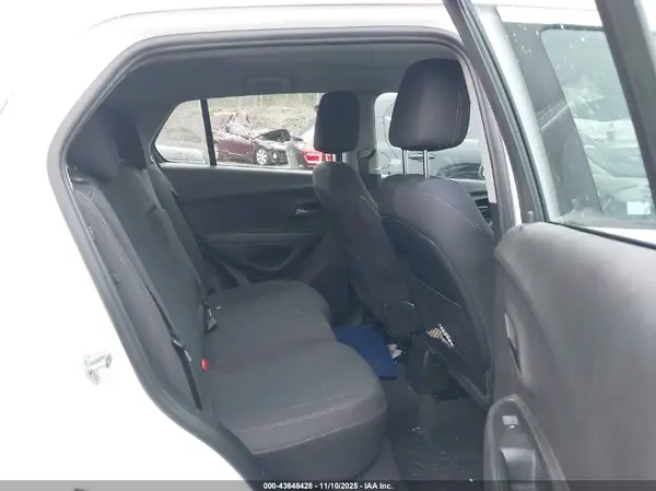 3GNCJNSB6HL286948 2017 CHEVROLET TRAX - Image 8