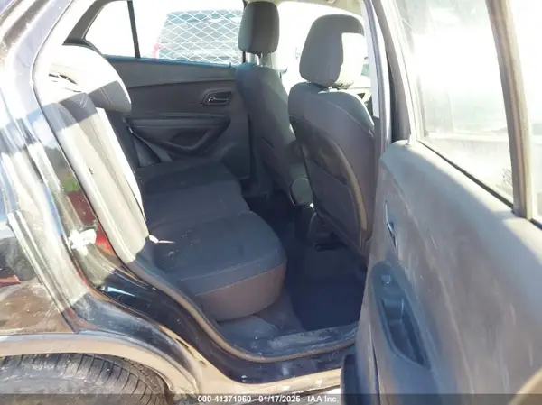 3GNCJNSB6HL287940 2017 CHEVROLET TRAX - Image 8