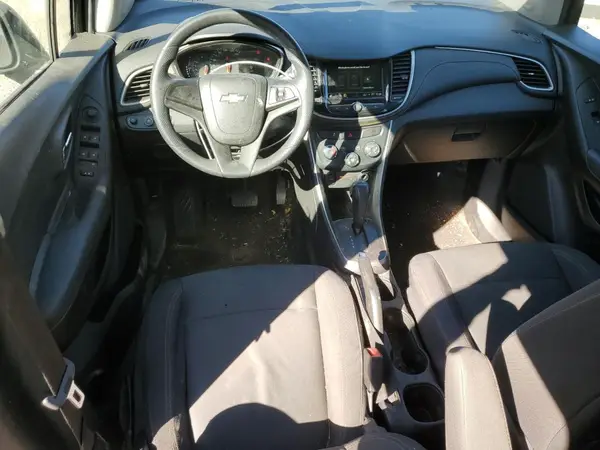 3GNCJNSB6JL157193 2018 CHEVROLET TRAX - Image 8