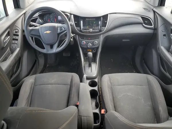 3GNCJNSB6JL164886 2018 CHEVROLET TRAX - Image 8