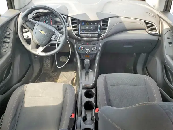 3GNCJNSB6JL211401 2018 CHEVROLET TRAX - Image 8