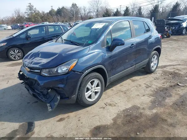 3GNCJNSB6JL276443 2018 CHEVROLET TRAX - Image 2