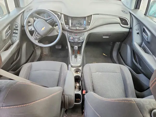 3GNCJNSB6JL285997 2018 CHEVROLET TRAX - Image 8