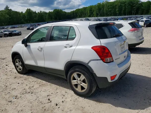 3GNCJNSB6JL299768 2018 CHEVROLET TRAX - Image 2