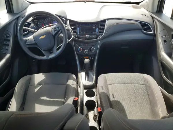 3GNCJNSB6JL299768 2018 CHEVROLET TRAX - Image 8