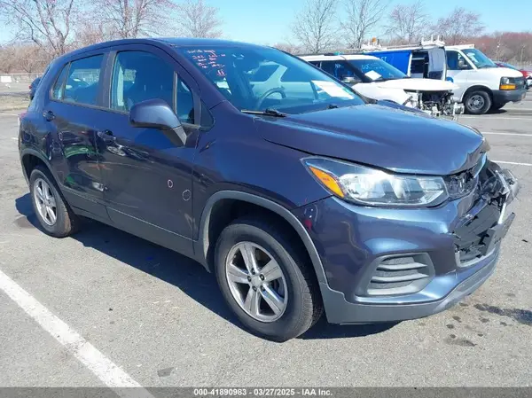 3GNCJNSB6JL322725 2018 CHEVROLET TRAX - Image 1