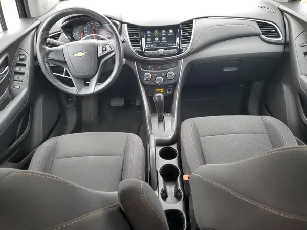 3GNCJNSB6JL389583 2018 CHEVROLET TRAX - Image 8