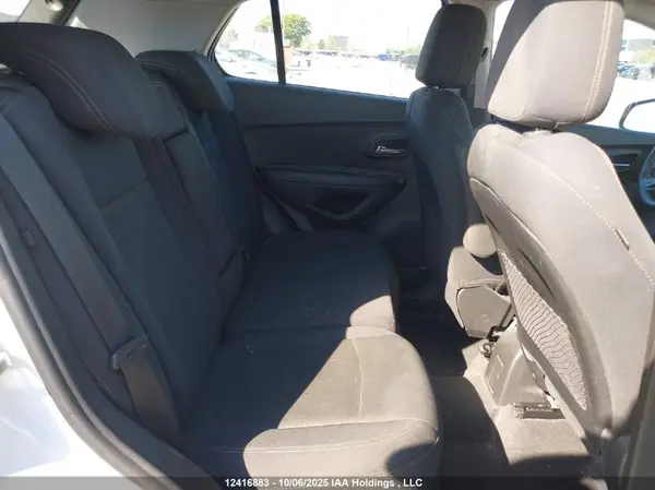 3GNCJNSB6JL404633 2018 CHEVROLET TRAX - Image 8
