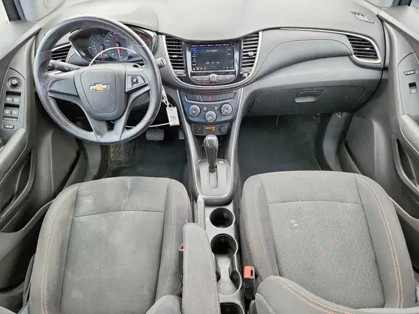 3GNCJNSB6KL123935 2019 CHEVROLET TRAX - Image 8