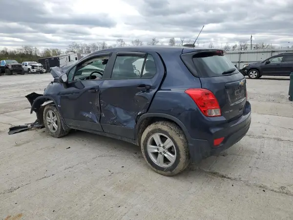 3GNCJNSB6KL167126 2019 CHEVROLET TRAX - Image 2