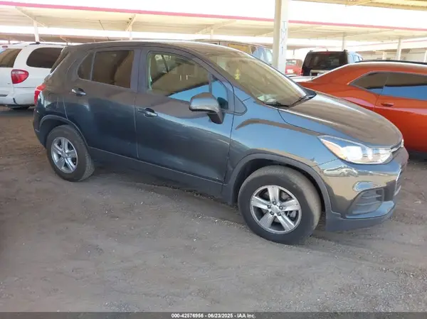 3GNCJNSB6KL168180 2019 CHEVROLET TRAX - Image 1