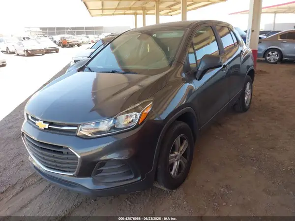 3GNCJNSB6KL168180 2019 CHEVROLET TRAX - Image 2