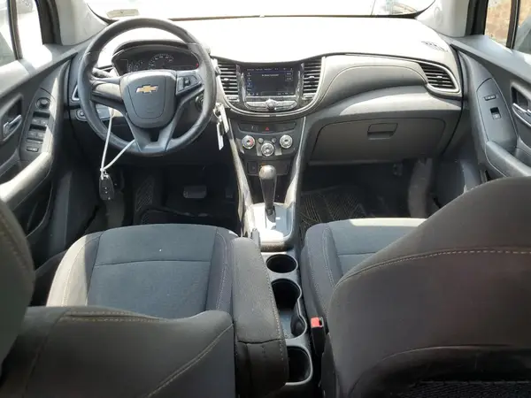 3GNCJNSB6KL172584 2019 CHEVROLET TRAX - Image 8