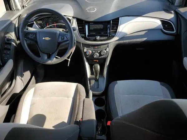 3GNCJNSB6KL247168 2019 CHEVROLET TRAX - Image 8