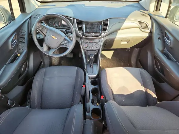 3GNCJNSB6KL286133 2019 CHEVROLET TRAX - Image 8
