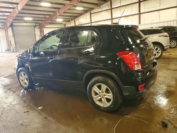 3GNCJNSB6KL320930 2019 CHEVROLET TRAX - Image 2