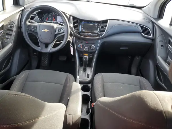 3GNCJNSB6KL349411 2019 CHEVROLET TRAX - Image 8