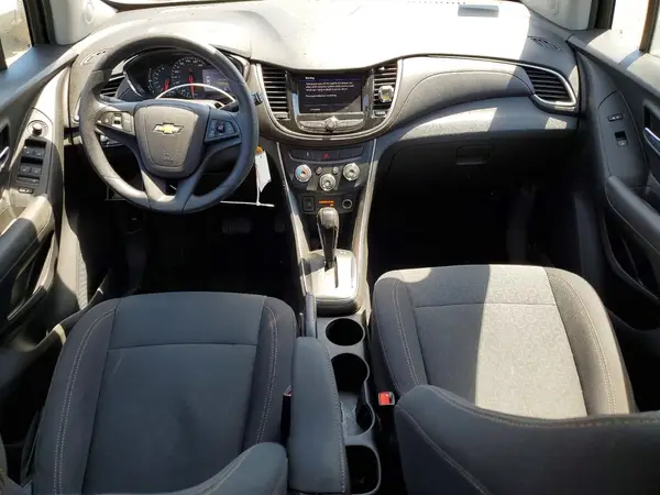 3GNCJNSB6LL107154 2020 CHEVROLET TRAX - Image 8