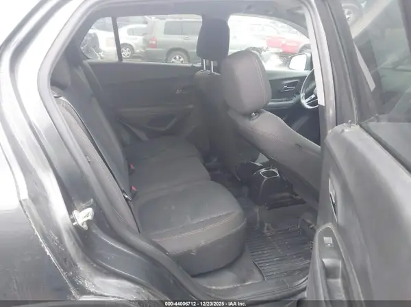 3GNCJNSB6LL113651 2020 CHEVROLET TRAX - Image 8