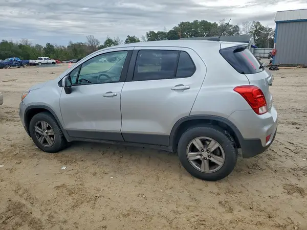 3GNCJNSB6LL131020 2020 CHEVROLET TRAX - Image 2