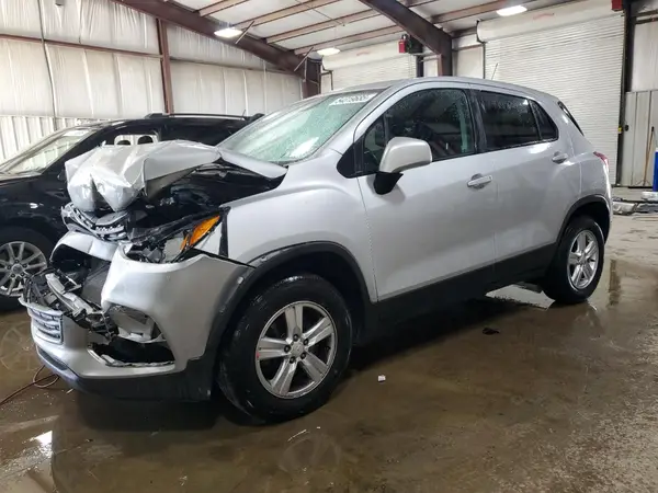 3GNCJNSB6LL136282 2020 CHEVROLET TRAX - Image 1