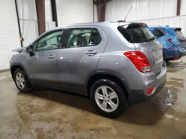 3GNCJNSB6LL157178 2020 CHEVROLET TRAX - Image 2