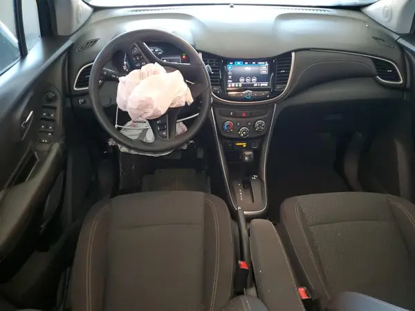 3GNCJNSB6LL168696 2020 CHEVROLET TRAX - Image 8