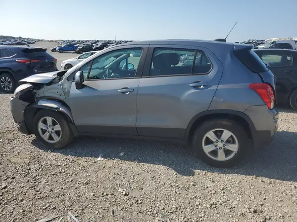 3GNCJNSB6LL294511 2020 CHEVROLET TRAX - Image 2