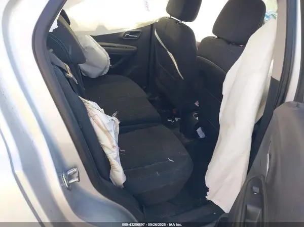 3GNCJNSB7GL266707 2016 CHEVROLET TRAX - Image 8