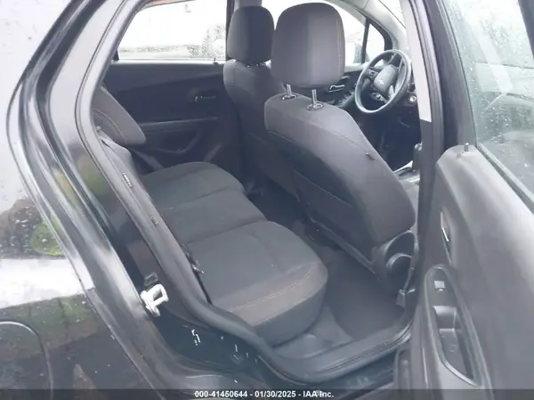3GNCJNSB7HL257572 2017 CHEVROLET TRAX - Image 8