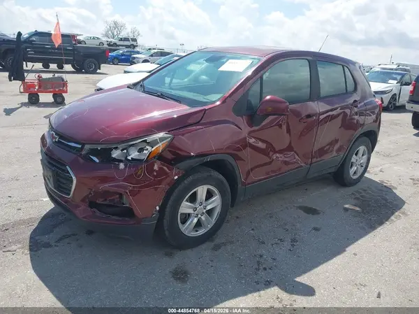 3GNCJNSB7HL260150 2017 CHEVROLET TRAX - Image 2