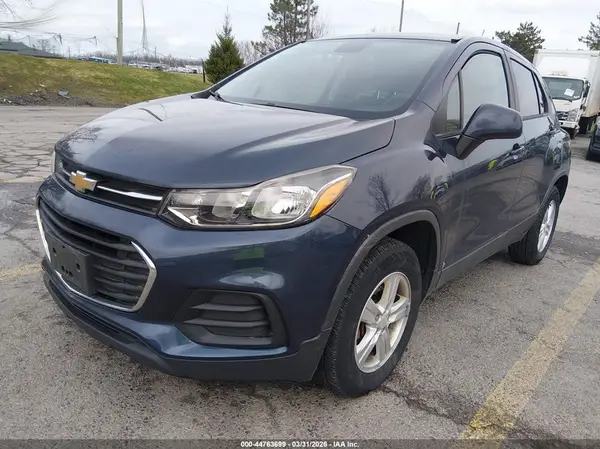 3GNCJNSB7JL147918 2018 CHEVROLET TRAX - Image 2