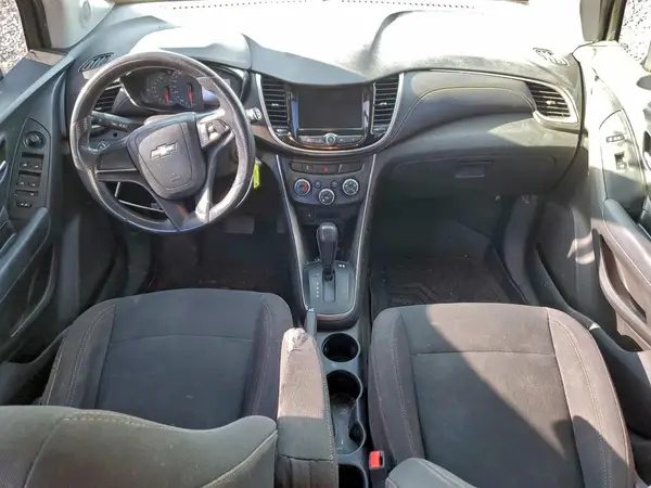 3GNCJNSB7JL209379 2018 CHEVROLET TRAX - Image 8