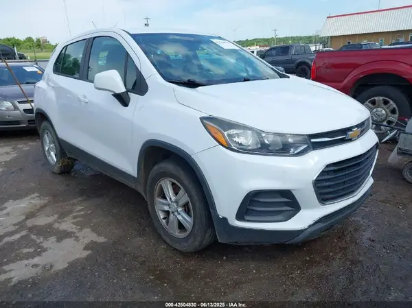 3GNCJNSB7JL345804 2018 CHEVROLET TRAX - Image 1