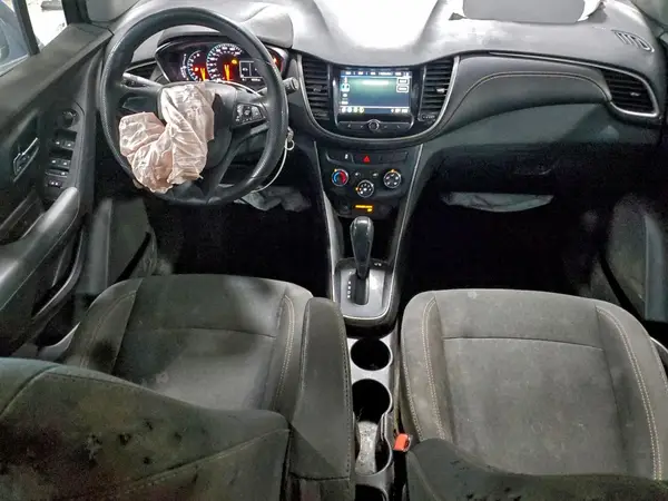 3GNCJNSB7JL384957 2018 CHEVROLET TRAX - Image 8