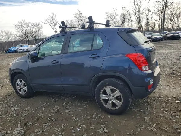 3GNCJNSB7JL385204 2018 CHEVROLET TRAX - Image 2