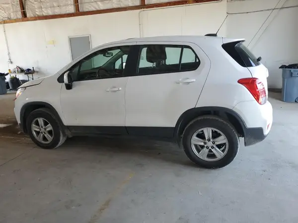 3GNCJNSB7JL391908 2018 CHEVROLET TRAX - Image 2