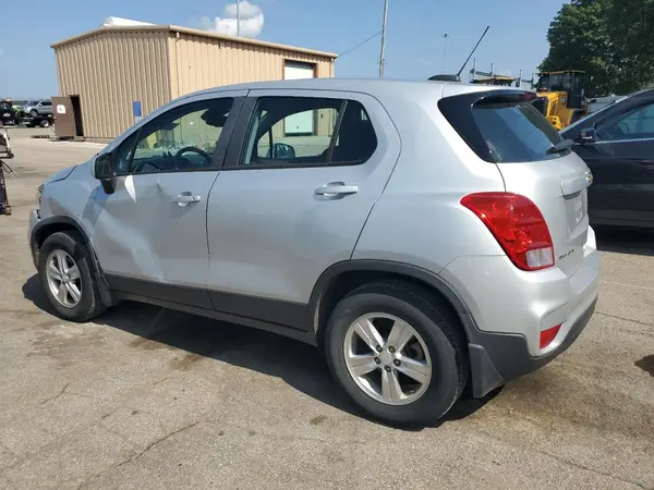 3GNCJNSB7JL403975 2018 CHEVROLET TRAX - Image 2