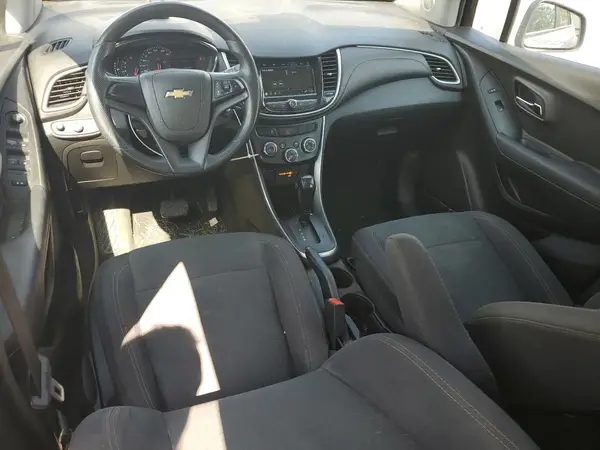 3GNCJNSB7JL403975 2018 CHEVROLET TRAX - Image 8