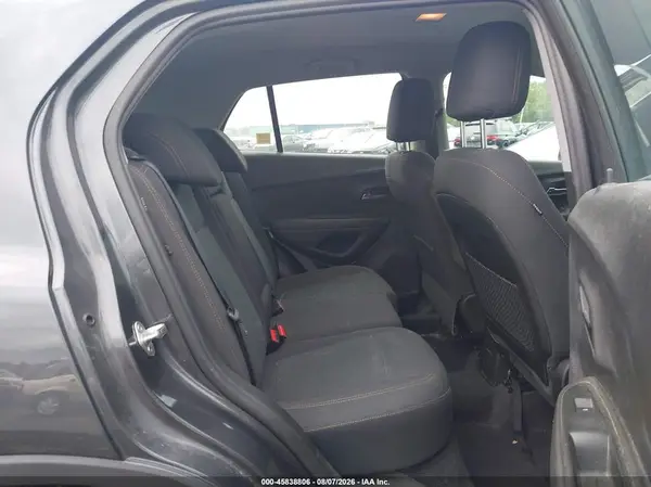 3GNCJNSB7KL184355 2019 CHEVROLET TRAX - Image 8