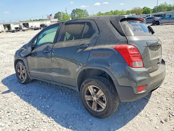 3GNCJNSB7KL210906 2019 CHEVROLET TRAX - Image 2