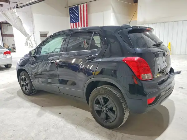3GNCJNSB7KL234087 2019 CHEVROLET TRAX - Image 2