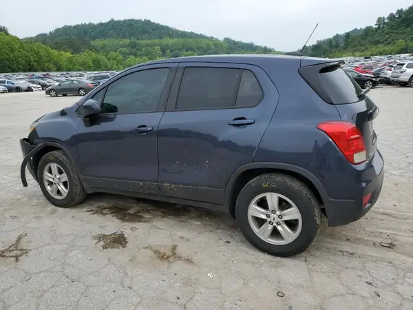 3GNCJNSB7KL244411 2019 CHEVROLET TRAX - Image 2