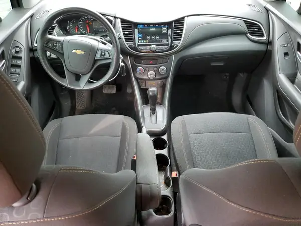 3GNCJNSB7KL244411 2019 CHEVROLET TRAX - Image 8