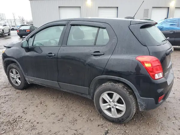 3GNCJNSB7KL256414 2019 CHEVROLET TRAX - Image 2