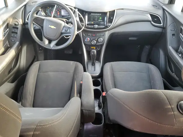 3GNCJNSB7KL315560 2019 CHEVROLET TRAX - Image 8