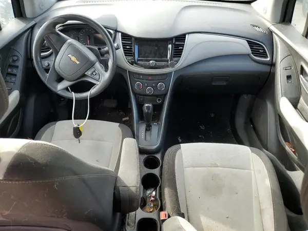 3GNCJNSB7KL346601 2019 CHEVROLET TRAX - Image 8