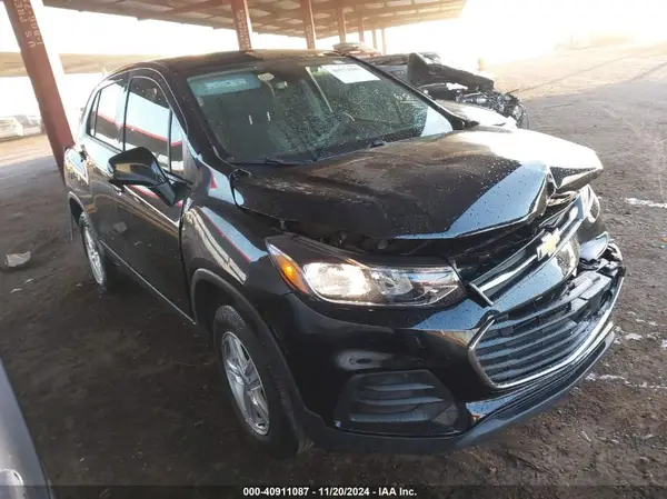 3GNCJNSB7KL382272 2019 CHEVROLET TRAX - Image 1
