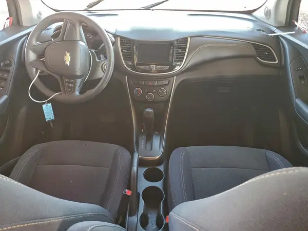3GNCJNSB7KL404853 2019 CHEVROLET TRAX - Image 8