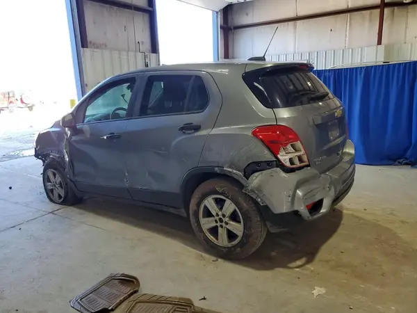 3GNCJNSB7LL220725 2020 CHEVROLET TRAX - Image 2